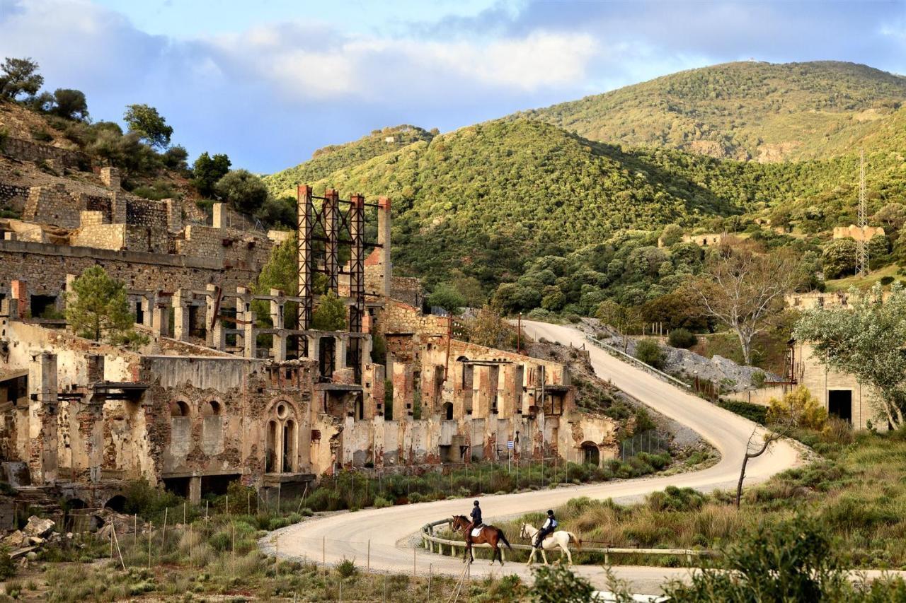 Appartamento In Casa Con Cortili Ad Arbus - Sardegna Екстериор снимка