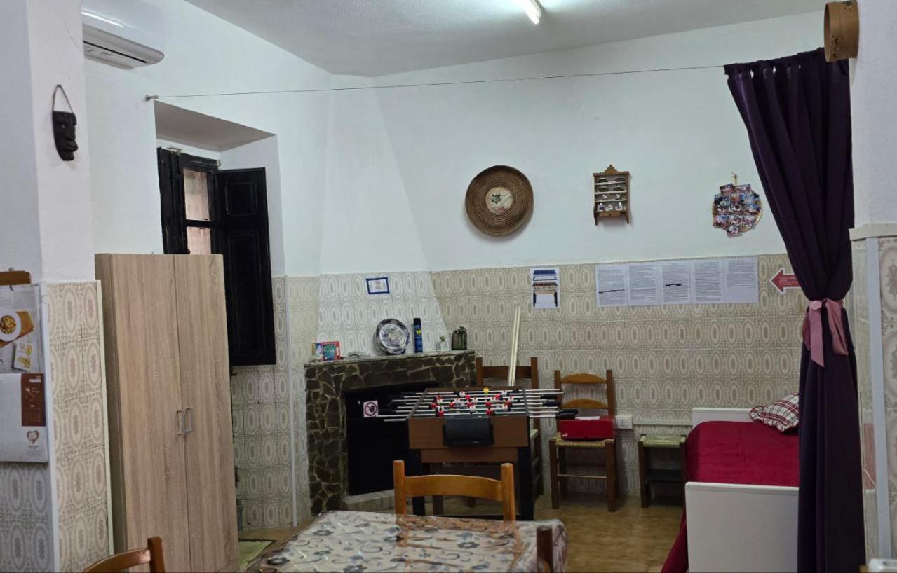 Appartamento In Casa Con Cortili Ad Arbus - Sardegna Екстериор снимка